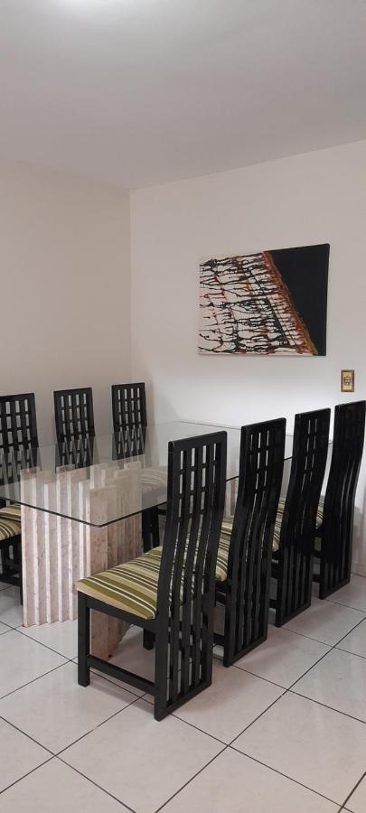 Apartamento Espacoso Com Estacionamento Incluido Foz do Iguacu Luaran gambar