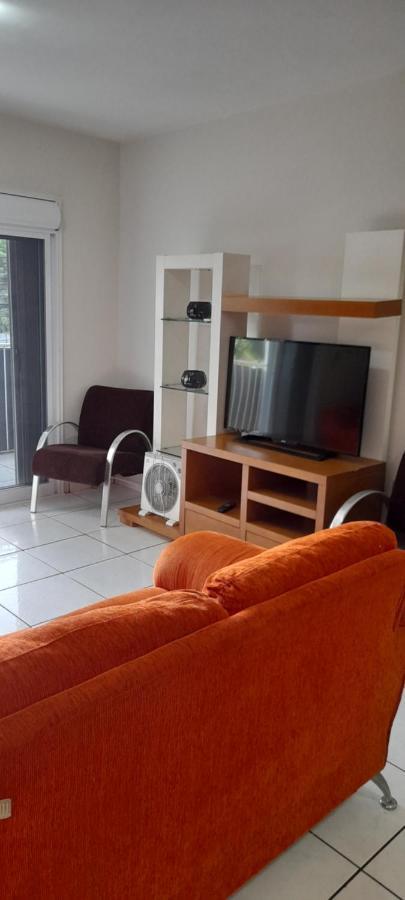 Apartamento Espacoso Com Estacionamento Incluido Foz do Iguacu Luaran gambar