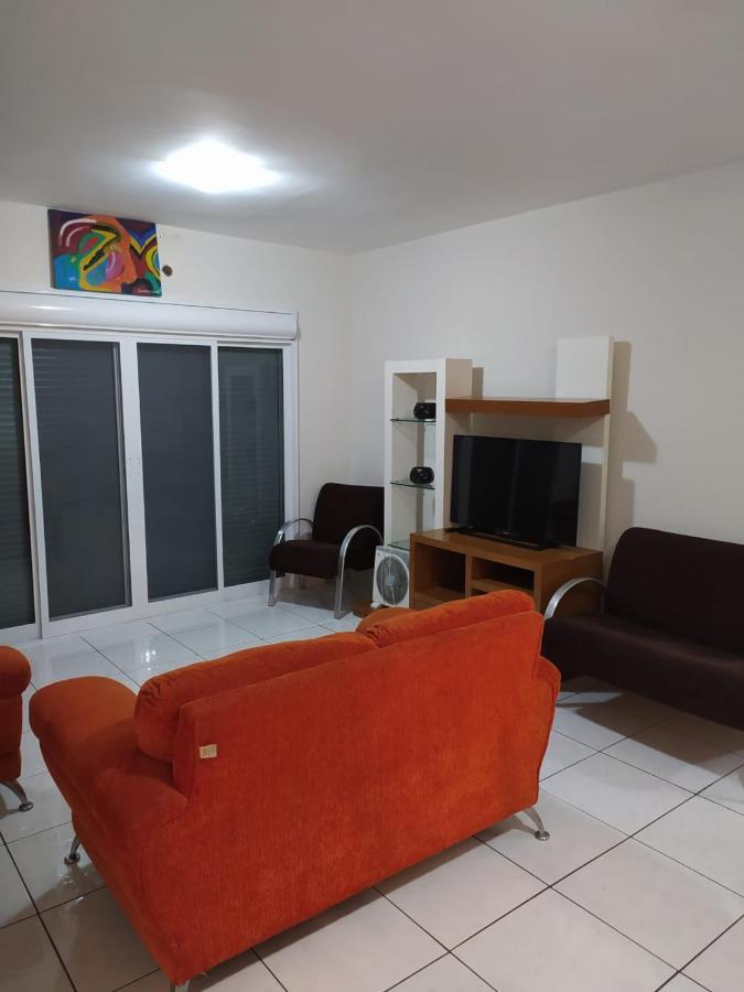 Apartamento Espacoso Com Estacionamento Incluido Foz do Iguacu Luaran gambar
