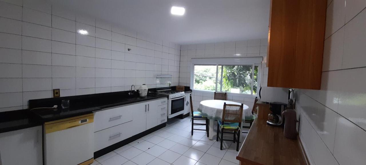 Apartamento Espacoso Com Estacionamento Incluido Foz do Iguacu Luaran gambar